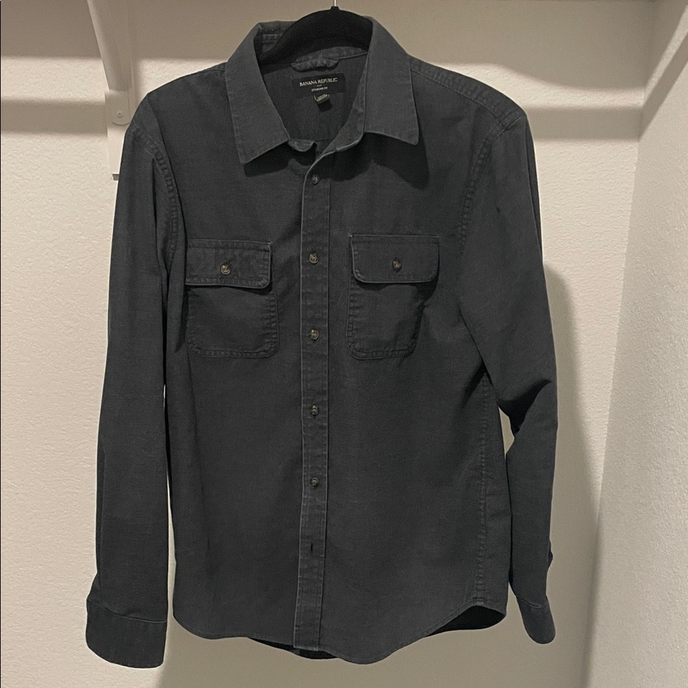 Banana Republic Dark Gray Casual Button-Down Shirt